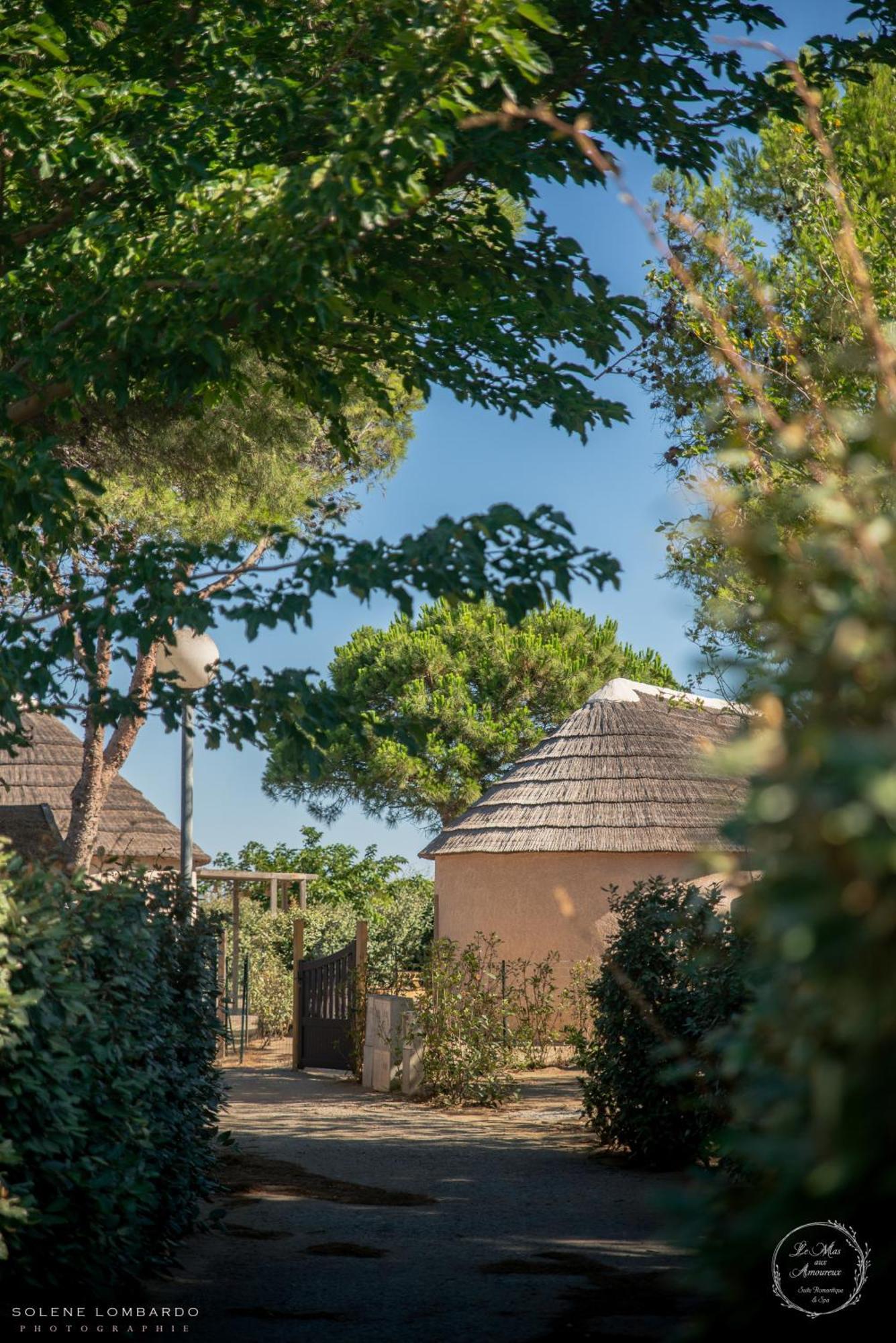 Le Mas Aux Amoureux , Suite Romantique Et Spa Ле Баркарес Экстерьер фото